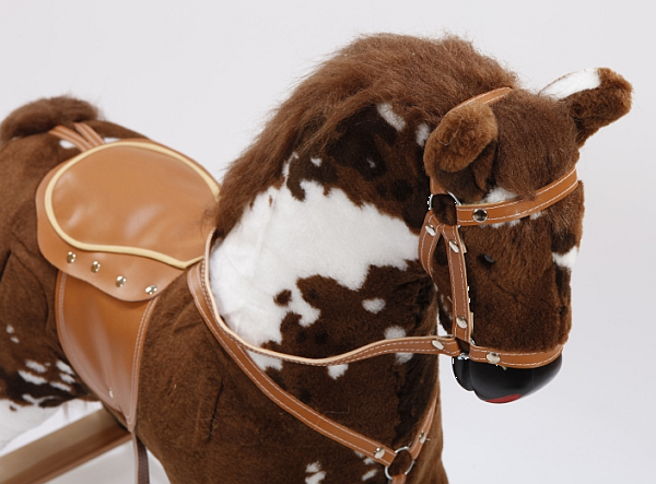 Mega koń na biegunach Remi, zabawka dla sześciolatka