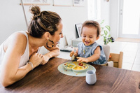 Silikonowy kubeczek Tiny Cup pastelowa szarość EUTSP003-EZPZ