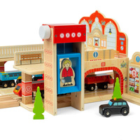 Drewniany dworzec Grand Central z platformą windą i podwójnym peronem dodatek do kolejki dla dzieci Bigjigs BJT613