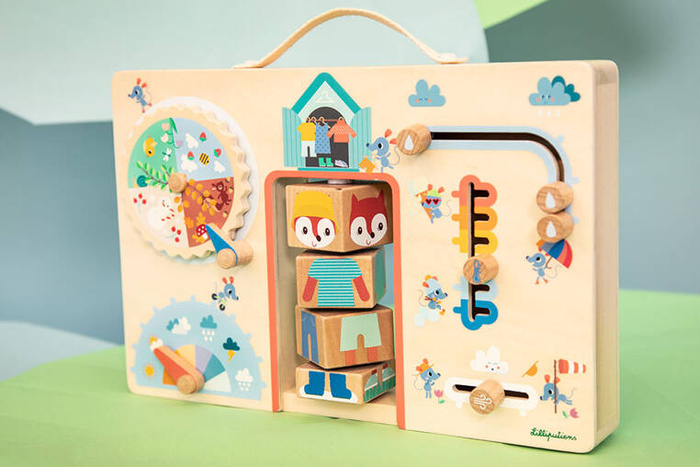 Drewniana tablica manipulacyjna walizka Ubranie na każdą pogodę Lisiczka Alice Lilliputiens 83556