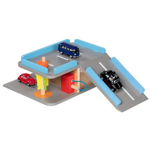 Parking drewniany dla autek 2 poziomy Goki 53802 kompaktowy garaż