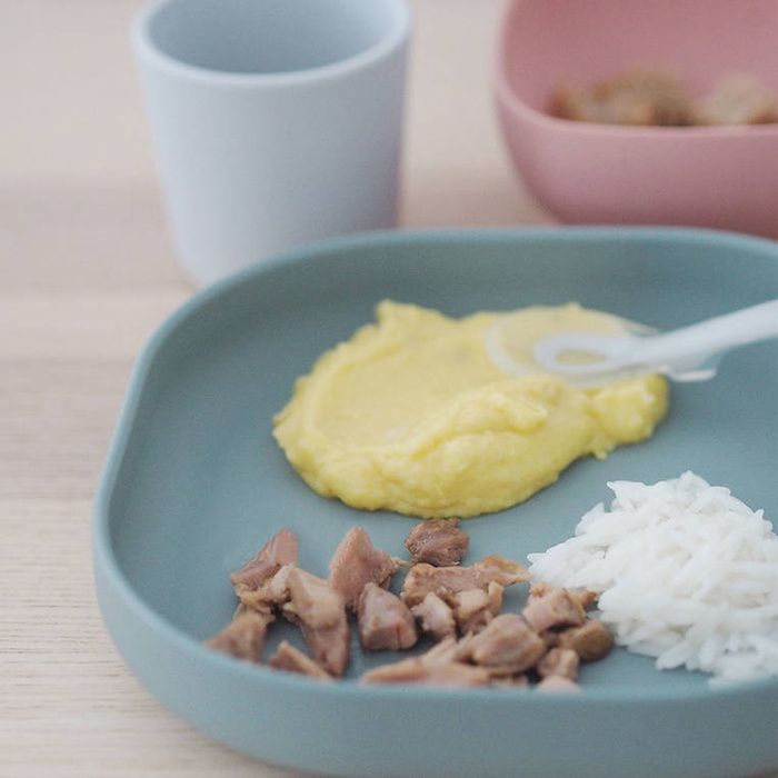 Silikonowe naczynia dla dzieci Zestaw z przyssawką eucalyptus Beaba 913507