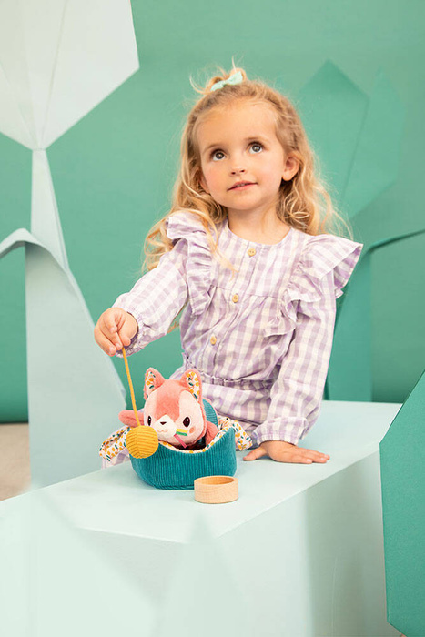 Przytulanka kotek z koszyczkiem i akcesoriami Kotka Jeanne Lilliputiens 83546