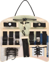 Tablica manipulacyjna sensoryczna aktywności ruchowej Czarne zatrzaski i wiązania 12391 Small Foot