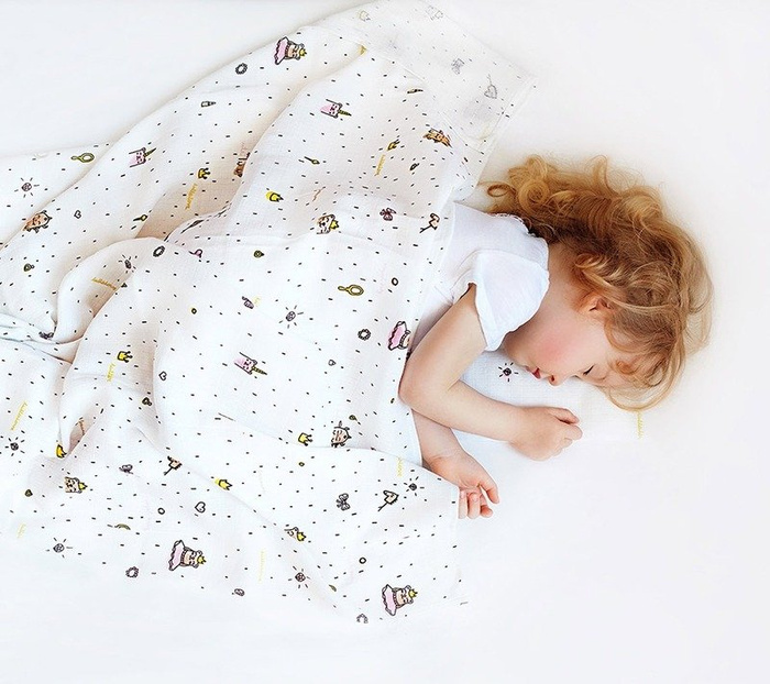 Muślinowa poduszka Księżniczka LL8176-Lullalove, wyprawka dla niemowlaka