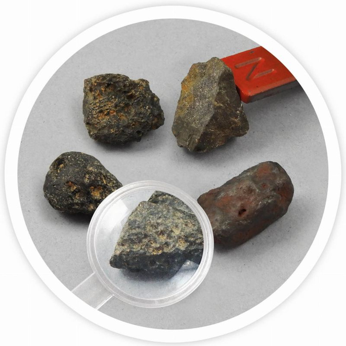 Nauka i zabawa Mały archeolog Kosmiczne skały Buki 442