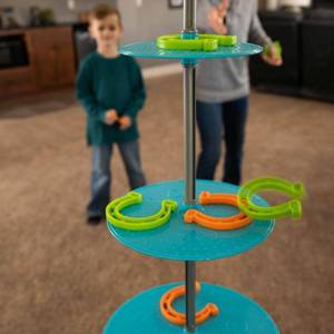 Swingin 'Shoes rzut podkową FA272-1 Fat Brain Toys, gry zręcznościowe