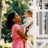 Drewniany Plac zabaw AXI A025.132.82 Wieża Huśtawki Drabinki wspinaczkowe Zjeżdżalnia i Piaskownica dla dzieci