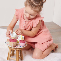 Drewniany zestaw do herbaty Twist Janod J06631 odgrywanie ról