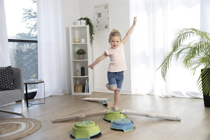 Równoważnia sensoryczna Smoby 840401 Ścieżka równowagi dla dzieci rozwój koordynacji i motoryki