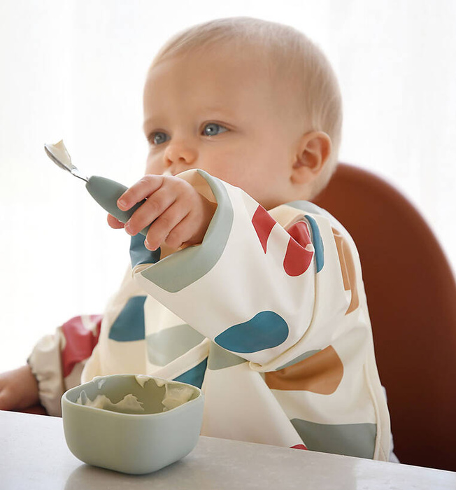 Zestaw pierwszych sztućców ze stali nierdzewnej Sage green Beaba 913580