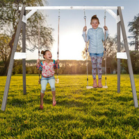 Drewniane szare Huśtawki z siedziskami Axi A030.135.01 Plac zabaw do aktywnej zabawy na świeżym powietrzu