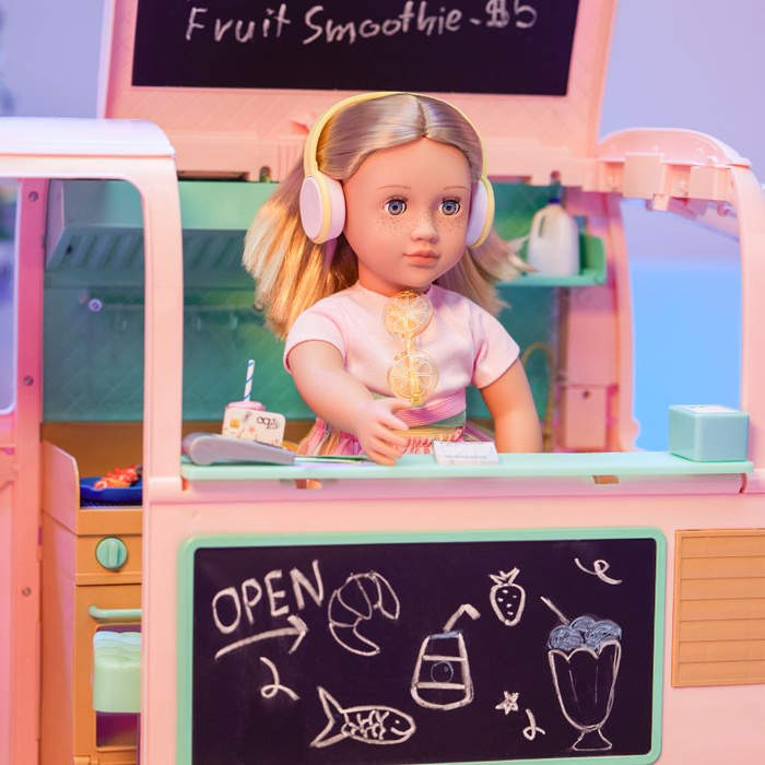 Letni FOOD TRUCK z bogatym wyposażeniem Our Generation BD35485Z