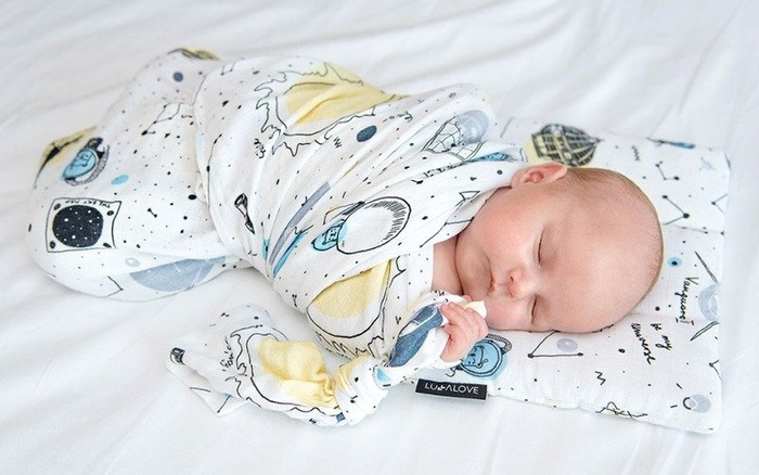 Doudou pierwsza przytulanka Space LL4438-Lullalove, wyprawka dla niemowlaka