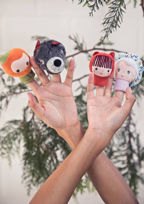 Zestaw 4 pacynek na palec Czerwony Kapturek babcia wilk i gajowy 83405 Lilliputiens