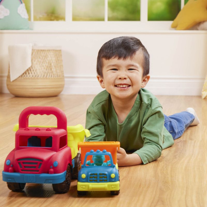 Zestaw dwóch ciężarówek wywrotek do zabawy dla dzieci Grab-n-Go Truck Set B.Toys BX2238Z