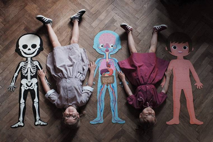 Puzzle edukacyjne gigantyczne Ciało człowieka 50, 75 i 100 elementów 5 +, Janod J02681