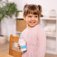 Zestaw małego baristy Hot & Cold Drinks 16 elementów ze spieniaczem Melissa & Doug 50712