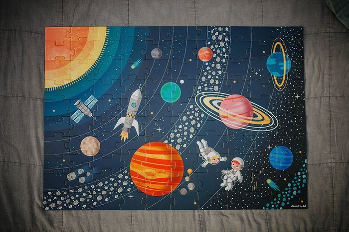 Puzzle edukacyjne Układ słoneczny 100 elementów 5+, Janod J02678