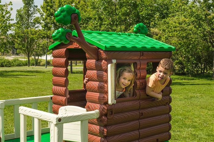 Podwyższony Domek ogrodowy na drzewie FEBER 13533 dla dzieci do zabawy ma świeżym powietrzu House on The Tree