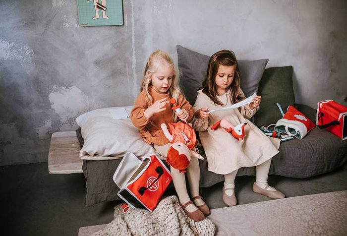 Zestaw dla dzieci zostanę lekarzem 10 el J06513-Janod, zabawki mały lekarz