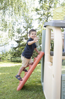 Centrum Zabawy Smoby 840206 wszechstronny Plac zabaw z koszem bramką i ścianką wspinaczkową dla dzieci