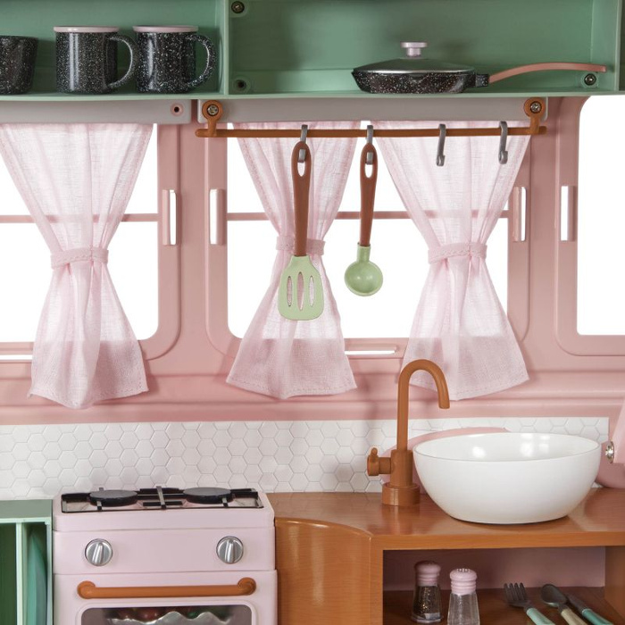 Kamper kempingowy z wyposażeniem dla lalek 55 elementów Country Cruising Camper Set Our Generation BD35163Z