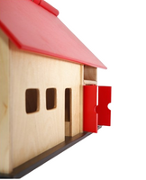 Drewniana stajnia dla koni z uchylnymi drzwiami i dachem Mumbee