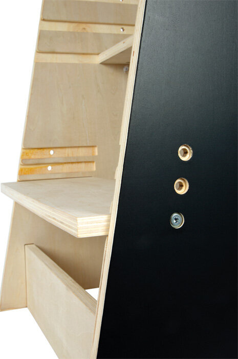 Pomocnik kuchenny dla dzieci Pingwin Wildlife Small Foot 12455 Kitchen helper drewniany