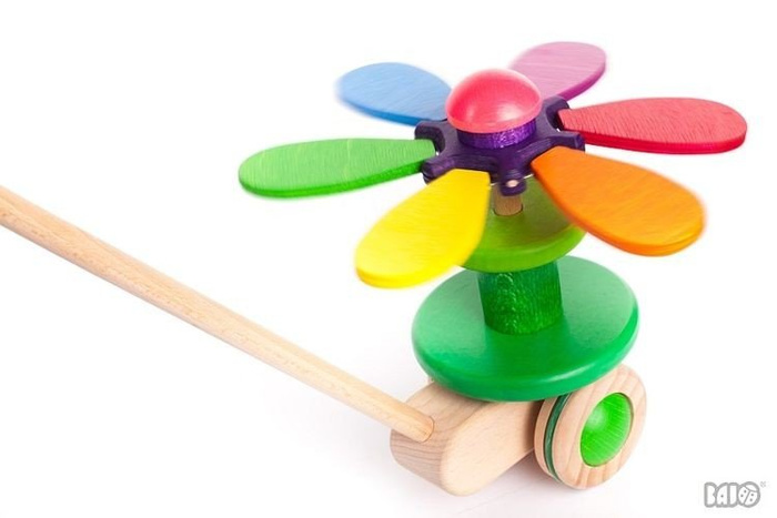 Pchacz dla dzieci, Wirujące płatki, 24510-Bajo, zabawki drewniane