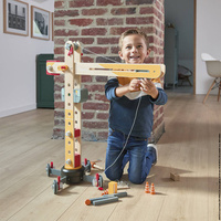 Drewniany dźwig do składania z narzędziami 74cm Janod J06468