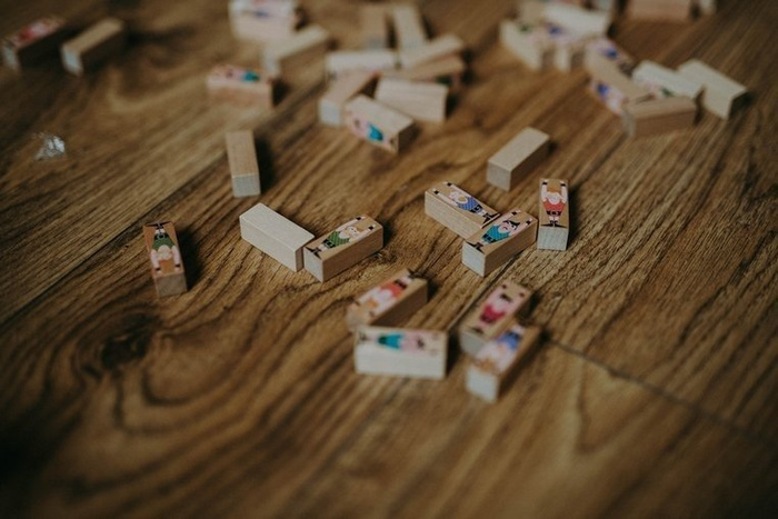 Gra zręcznościowa siłacze J02757-Janod, gra dla dzieci