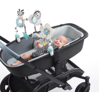 Czarno-biały Łuk z zabawkami Tiny Love TL1404600030___S interaktywna Magiczna Kraina do wózka, leżaczka i fotelika