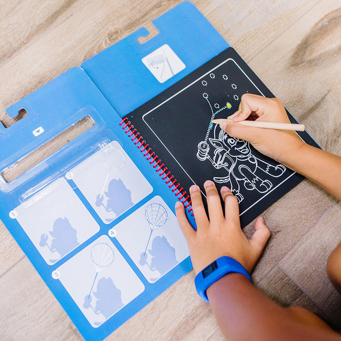 Zdrapywanka z rysikiem Psi Patrol Scratch Art Pad – Skye Melissa and Doug 33260