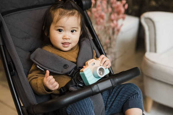 Drewniany aparat fotograficzny z dźwiękiem i lampą błyskową 18 m+ J05381-Janod, zabawka dla najmłodszych