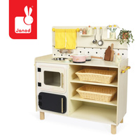 Duża kuchnia drewniana dla dzieci z 19 akcesoriami Shiny Grandma Janod J06642