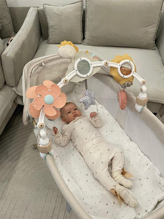 Łuk z zabawkami Tiny Love TL1405600030 Kraina Jednorożca dla niemowląt do wózka, leżaczka i fotelika