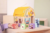 Drewniany domek dźwiękowy wielofunkcyjny z sorterem Farma 83445 Lilliputiens