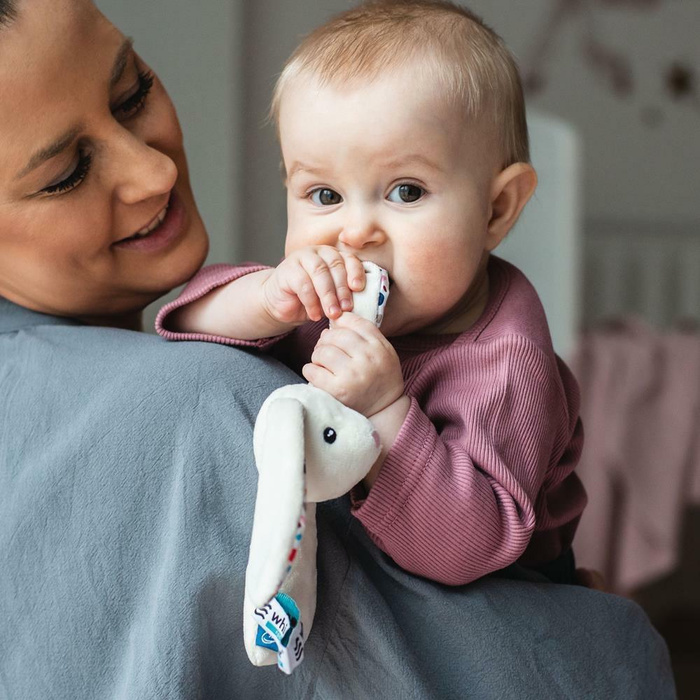Grzechotka Króliczek - szary whisb21-Whisbear, zabawka dla niemowlaka