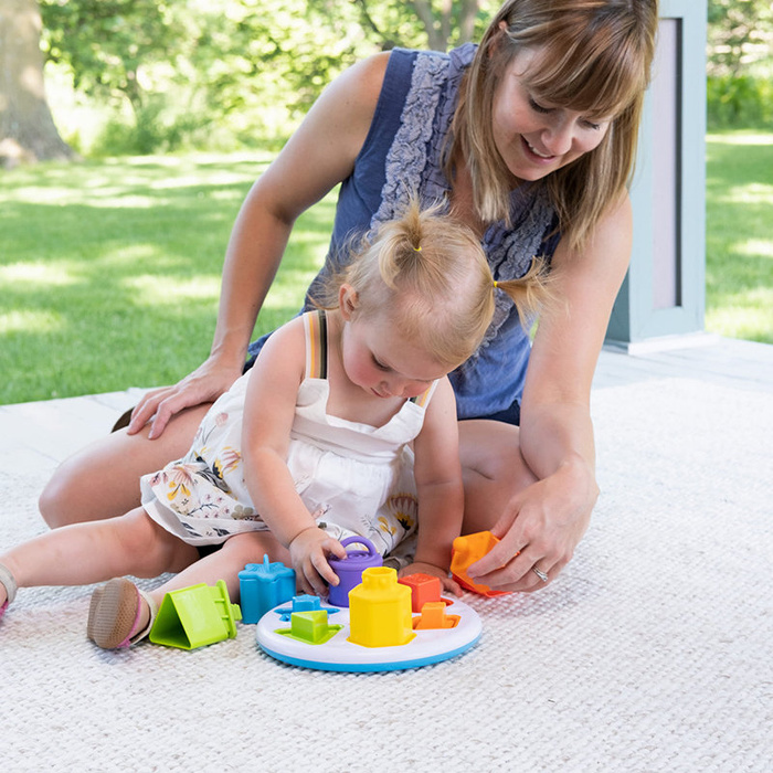 Sorter Plugzy Fat Brain Toys FA341-1 kształty i kolory zabawka dla najmłodszych