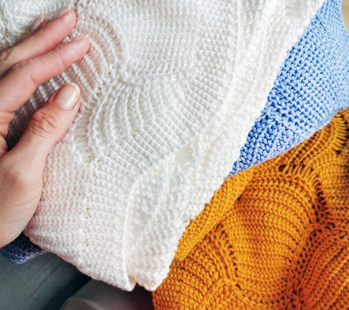 Kocyk ażurowy błękitna muszelka LL8085-Lullalove, kocyki dla dzieci