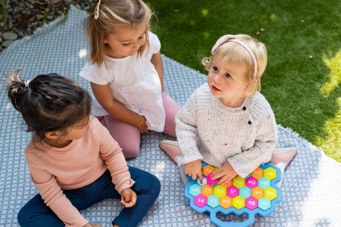 Flipsee Tablica z okienkami Alfabet Mobi FLIP1