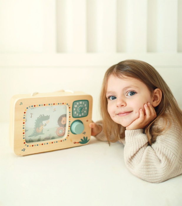 Drewniana zabawka muzyczna Telewizor pozytywka Safari Small Foot 12735