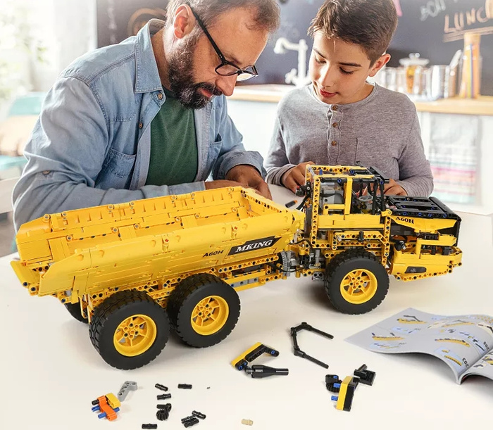 Klocki konstrukcyjne Mould King 17010 Wywrotka RC zdalnie sterowana zabawka budowlana 1930 elementów