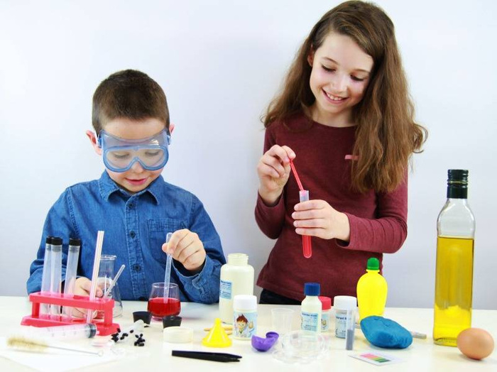 Eksperymenty dla dzieci Laboratorium chemiczne 150 eksperymentów 8360 Buki