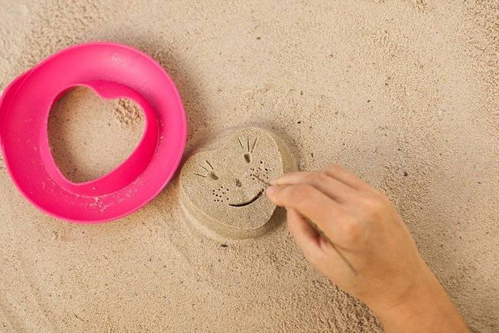 Wielofunkcyjny zestaw foremek SunnyLove 170495-Quut, zabawy w plenerze