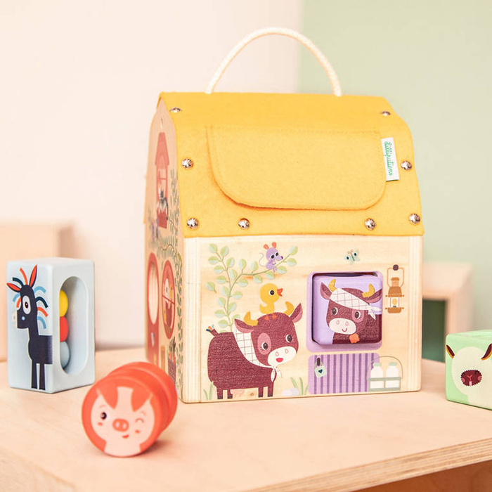 Drewniany domek dźwiękowy wielofunkcyjny z sorterem Farma 83445 Lilliputiens