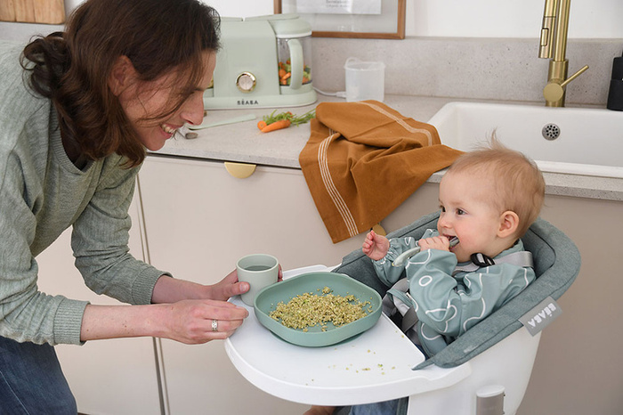 Silikonowe naczynia dla dzieci Zestaw z przyssawką Sage Green Beaba 913592