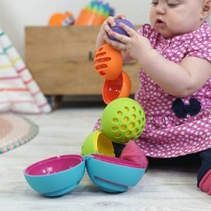 Kule matrioszki OombeeBall FA230-1 Fat Brain Toys, zabawki rozwojowe