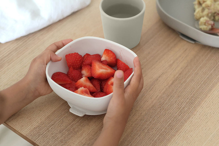 Silikonowe naczynia dla dzieci Zestaw z przyssawką Sage Green Beaba 913592